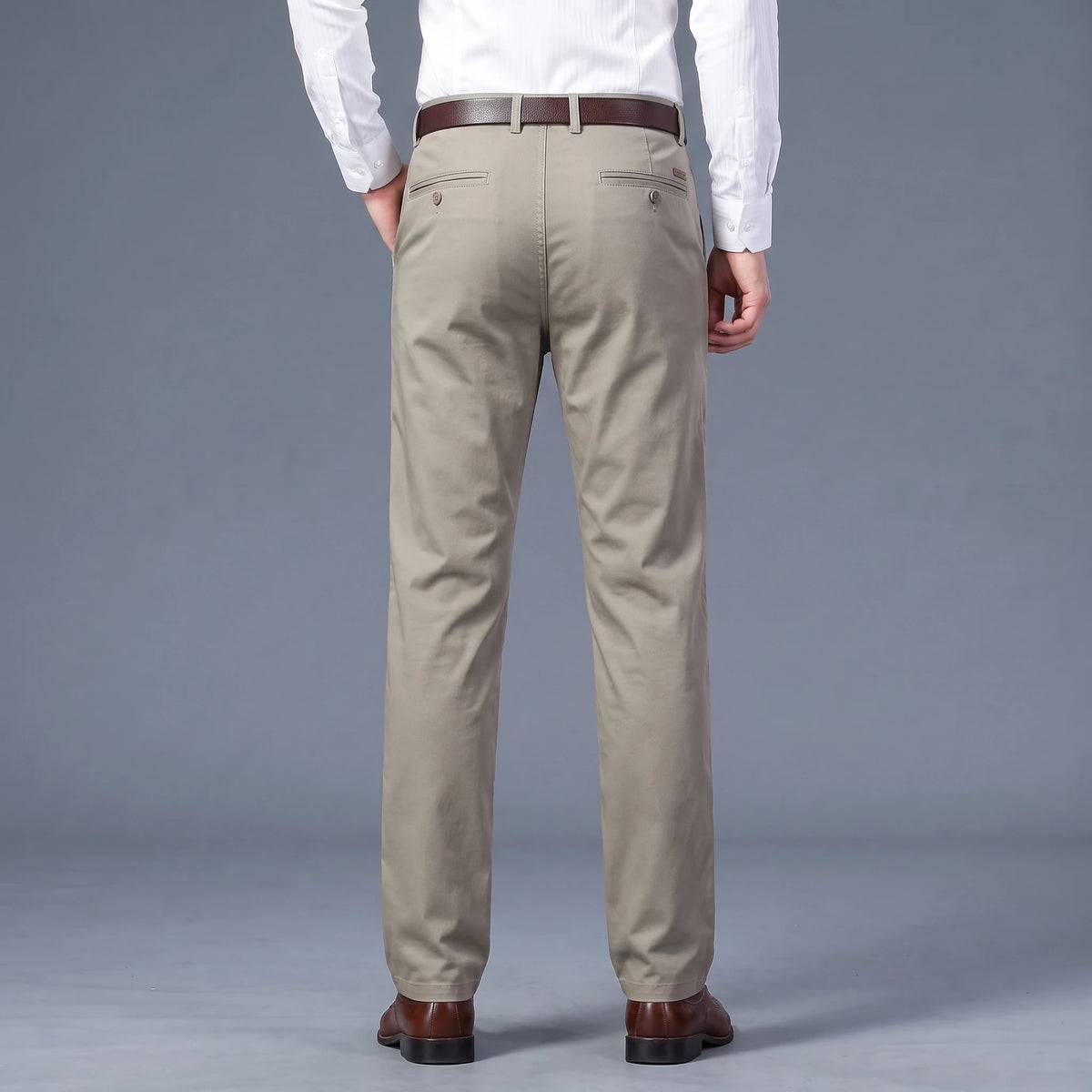 Callum Slim Chino green, back view with welt pockets